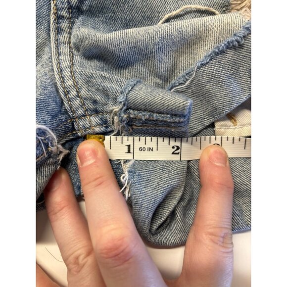Distressed Denim Jean Shorts (size 6) - Picture 9 of 9
